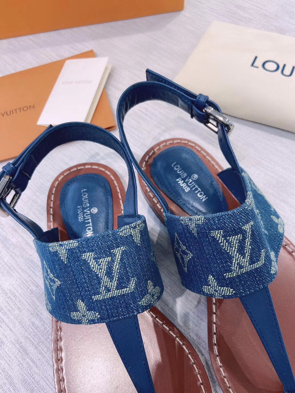 Louis Vuitton Starboard Denim Thong Sandals Calfskin Leather Spring/Summer Collection 1A7RDP Blue