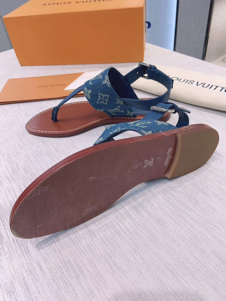 Louis Vuitton Starboard Denim Thong Sandals Calfskin Leather Spring/Summer Collection 1A7RDP Blue