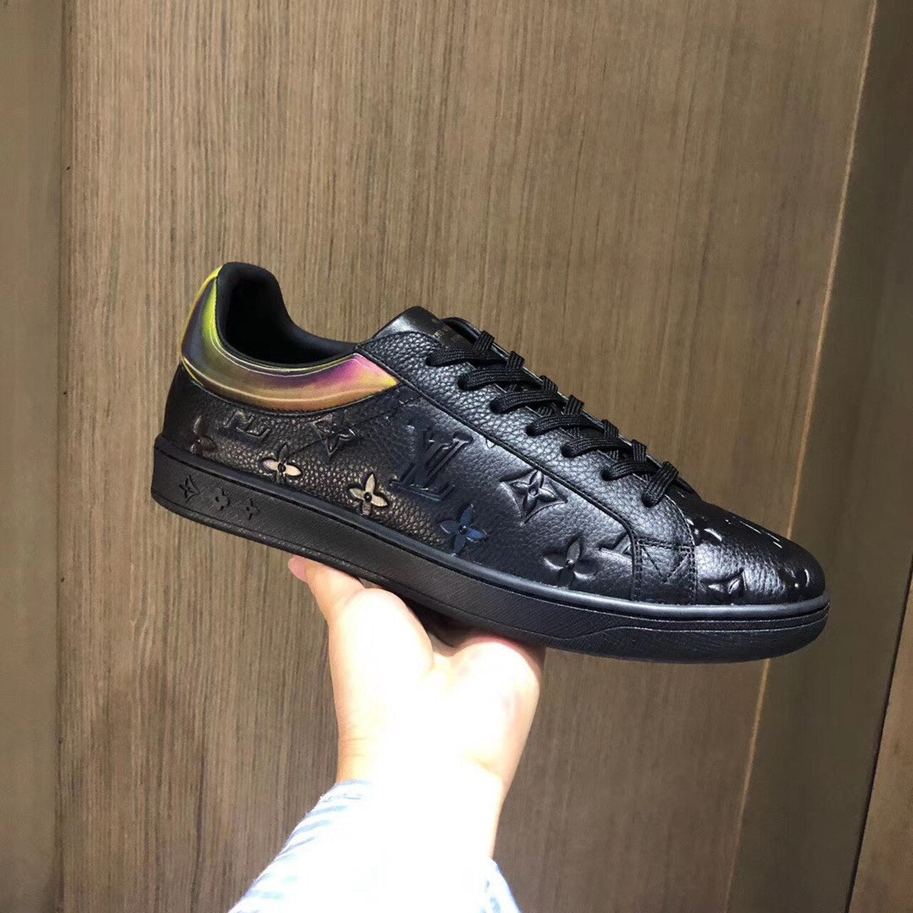 Louis Vuitton Luxembourg Sneakers Calfskin Leather Spring/Summer Collection 1A7S7D, Black