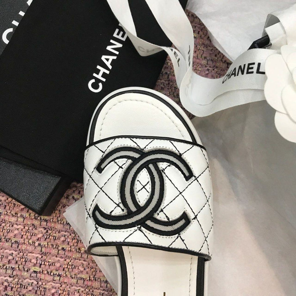 Chanel Tweed CC Logo Mule Sandals Calfskin Leather Spring/Summer Act 2 Collection White/Black
