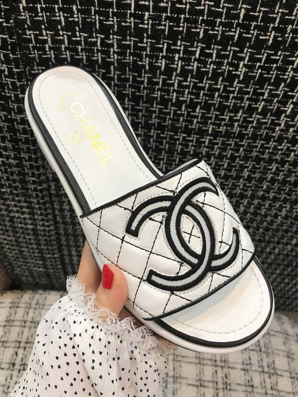 Chanel Tweed CC Logo Mule Sandals Calfskin Leather Spring/Summer Act 2 Collection White/Black