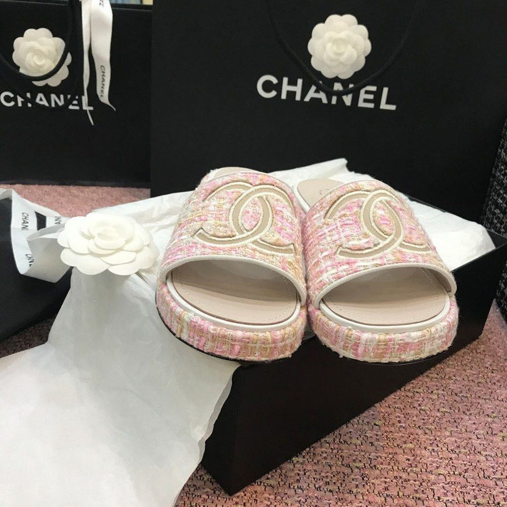 Chanel Tweed CC Logo Mule Sandals Calfskin Leather Spring/Summer Act 2 Collection Light Pink