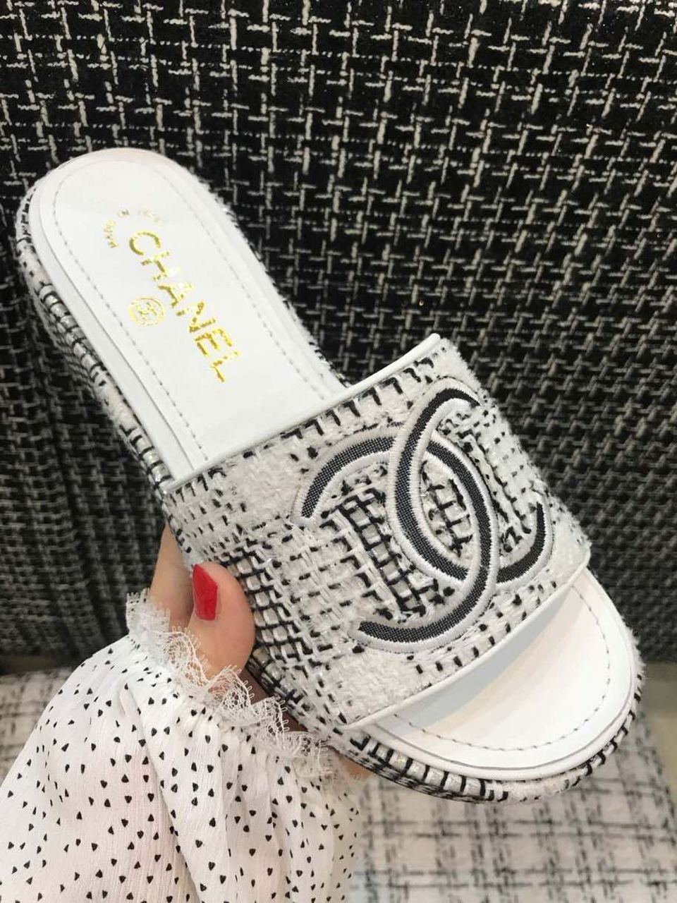 Chanel Tweed CC Logo Mule Sandals Calfskin Leather Spring/Summer Act 2 Collection, White/Gray