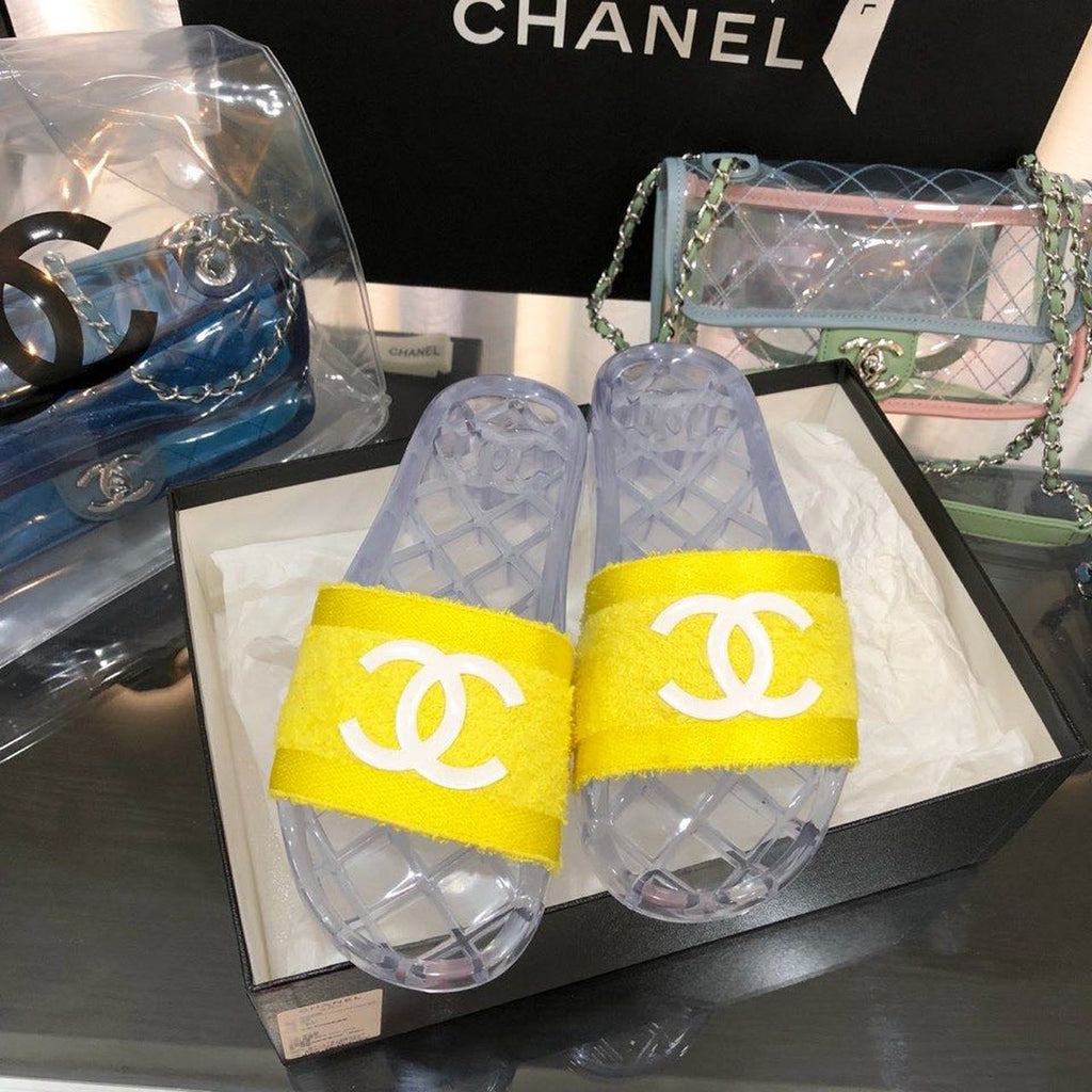 Chanel Fabric Transparent CC Logo PVC Pool Mules/Slides Spring/Summer Collection Yellow