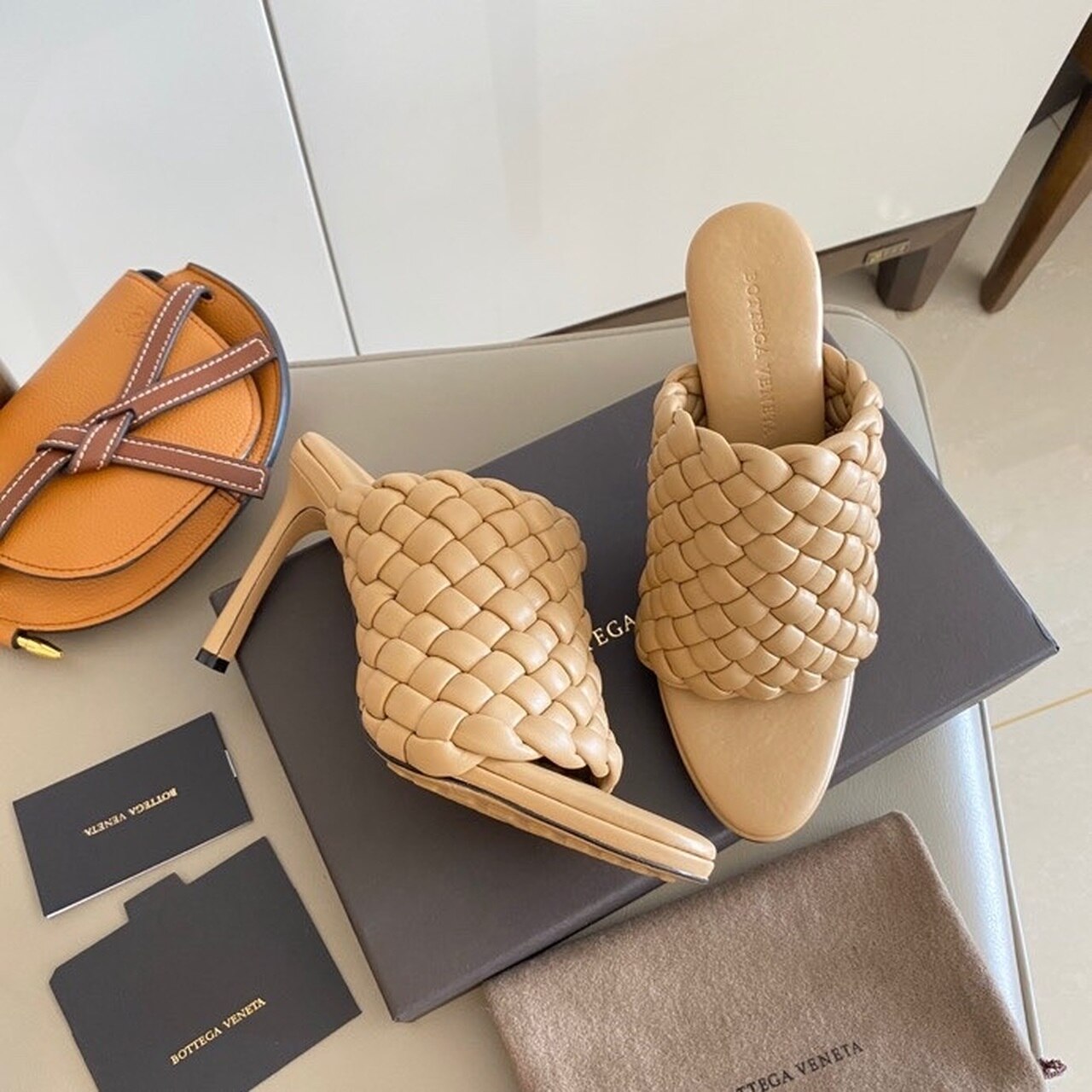 Bottega Veneta Curve Mules 9.5cm Heel Lambskin Leather Spring/Summer 2020 Collection, Beige