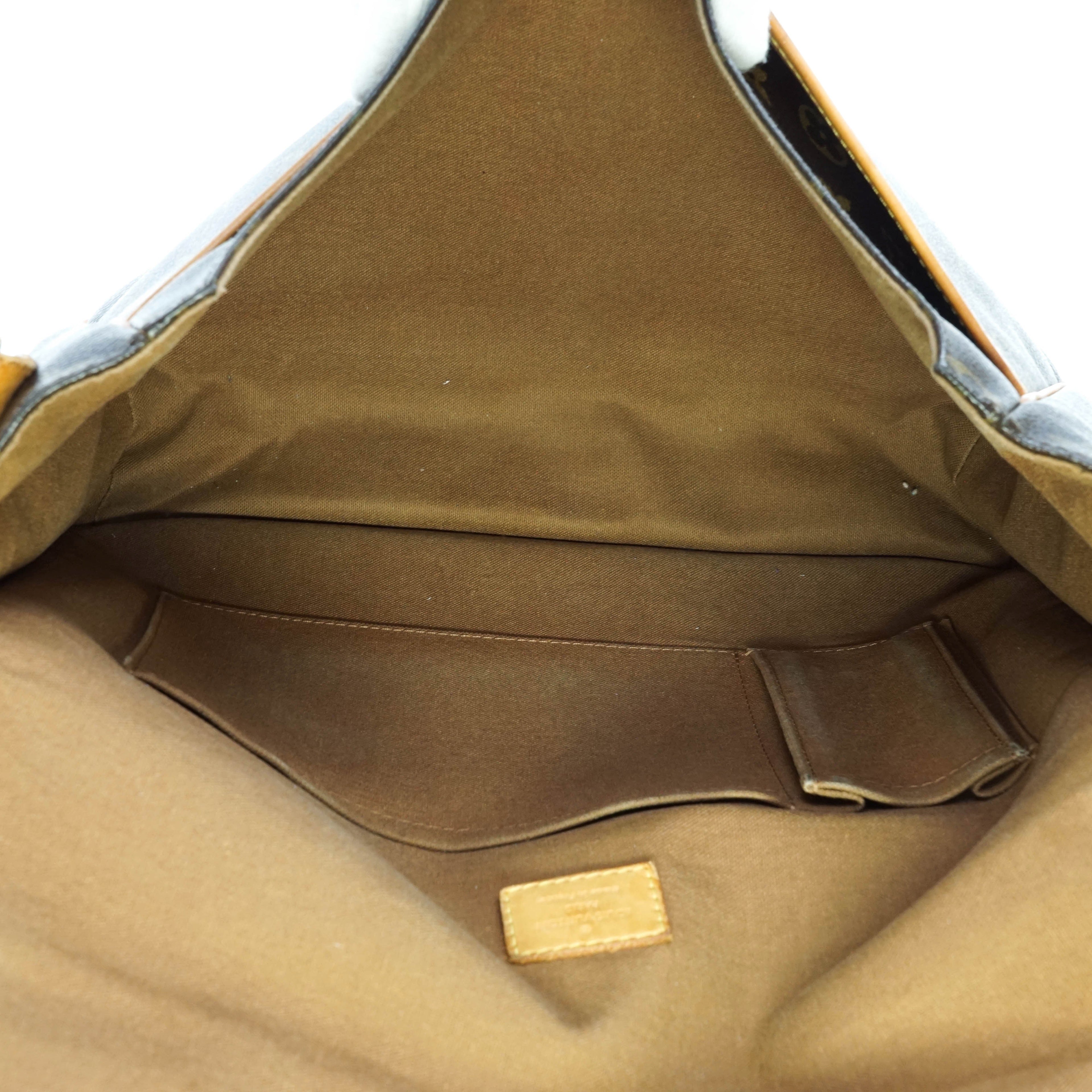 Louis Vuitton Bosphore Gm Crossbody