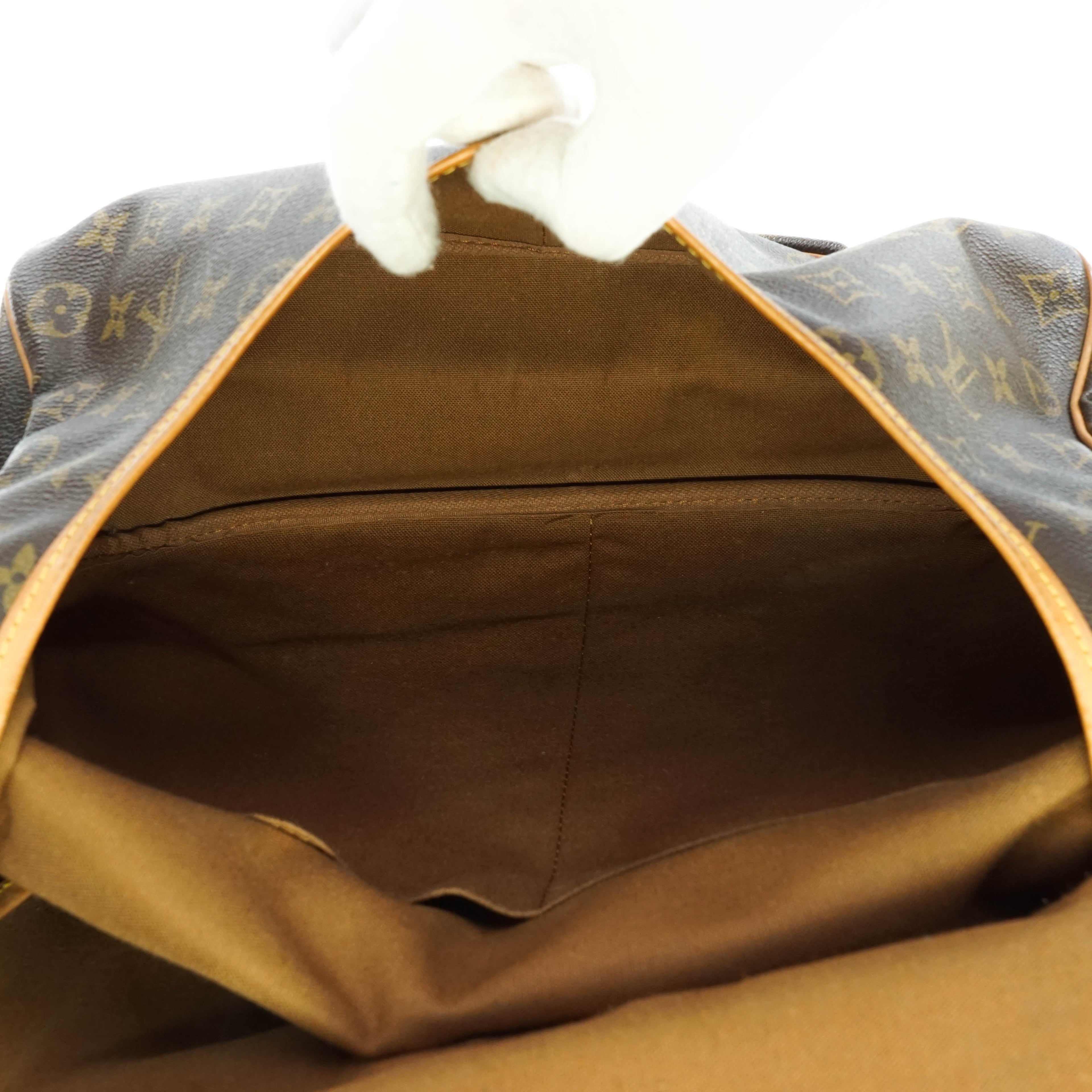 Louis Vuitton Saumur 35 Crossbody