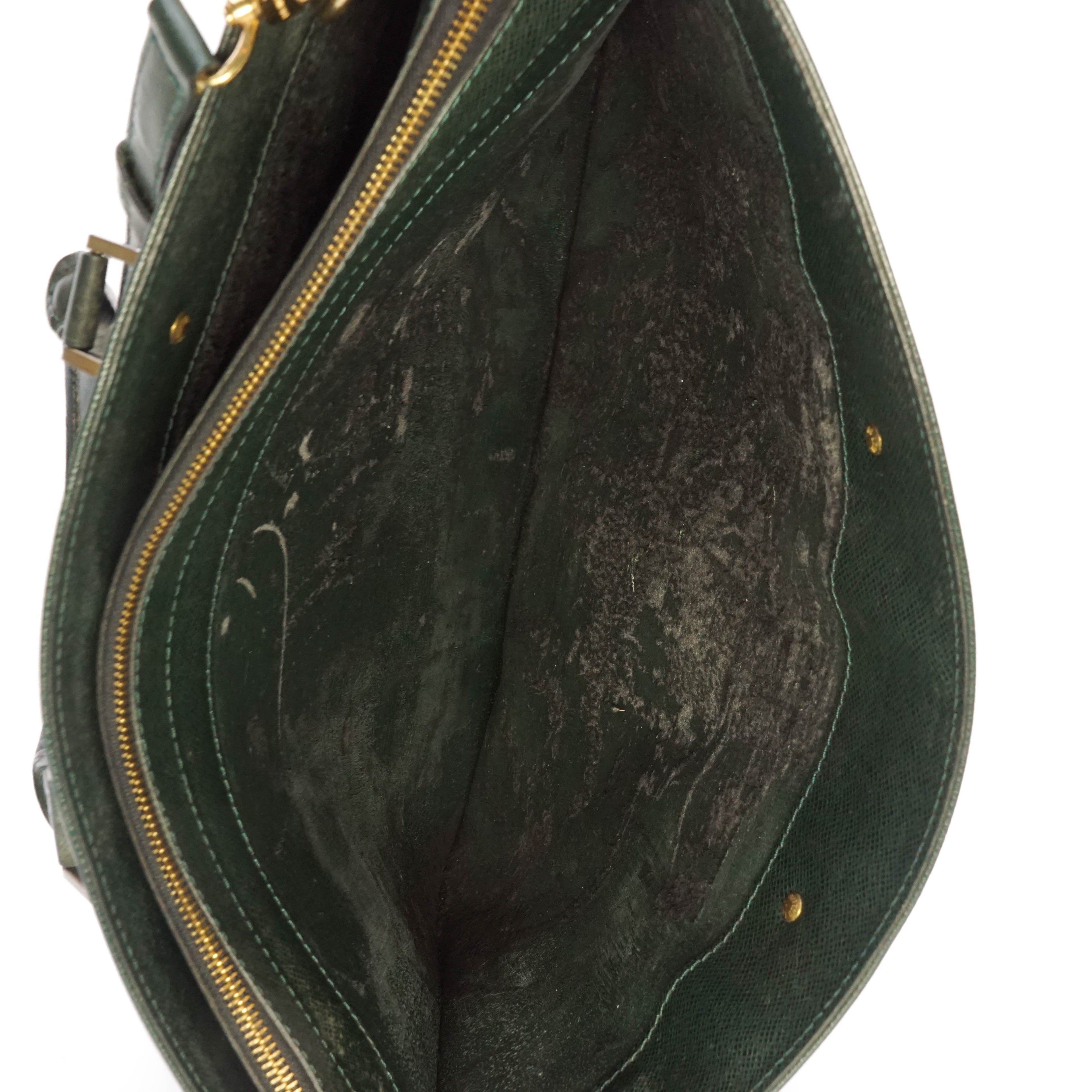 Louis Vuitton Serviette Taiga