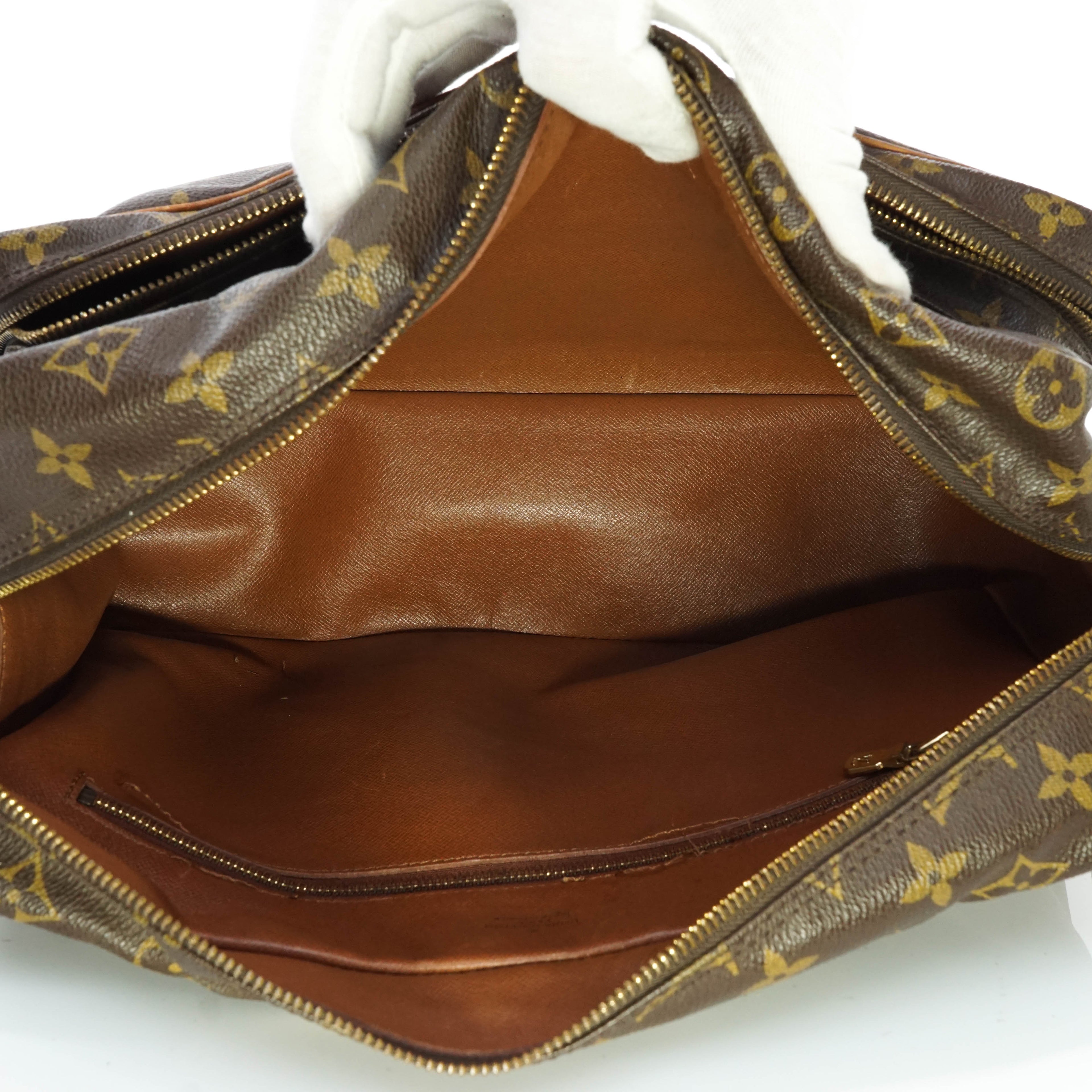 Louis Vuitton Nile Gm Crossbody Bag