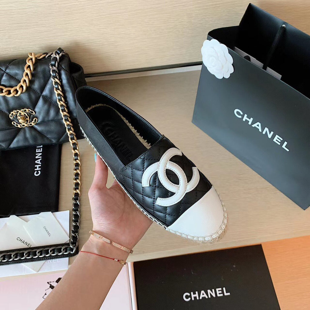 Chanel Quilted Espadrilles Lambskin Leather Spring/Summer Collection Black/White