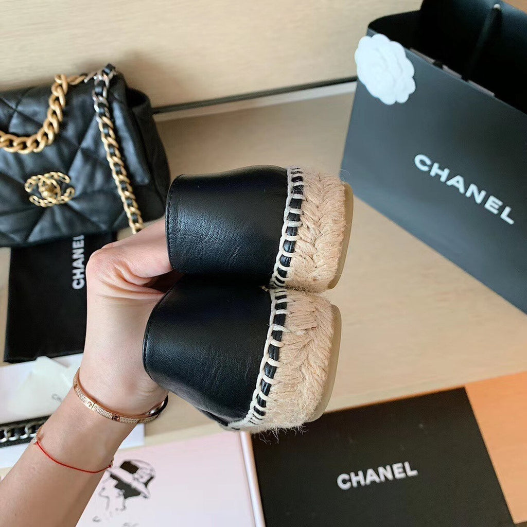 Chanel Quilted Espadrilles Lambskin Leather Spring/Summer Collection Black/White