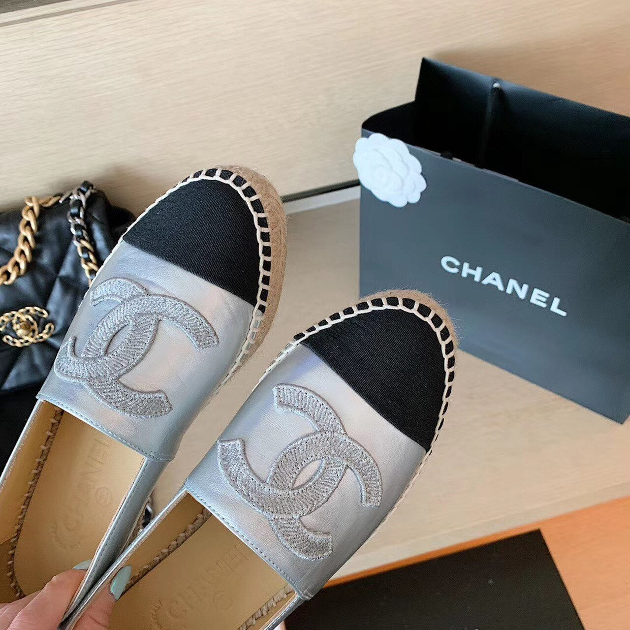 Chanel Espadrilles Shiny Lambskin Leather Spring/Summer Collection Silver/Black