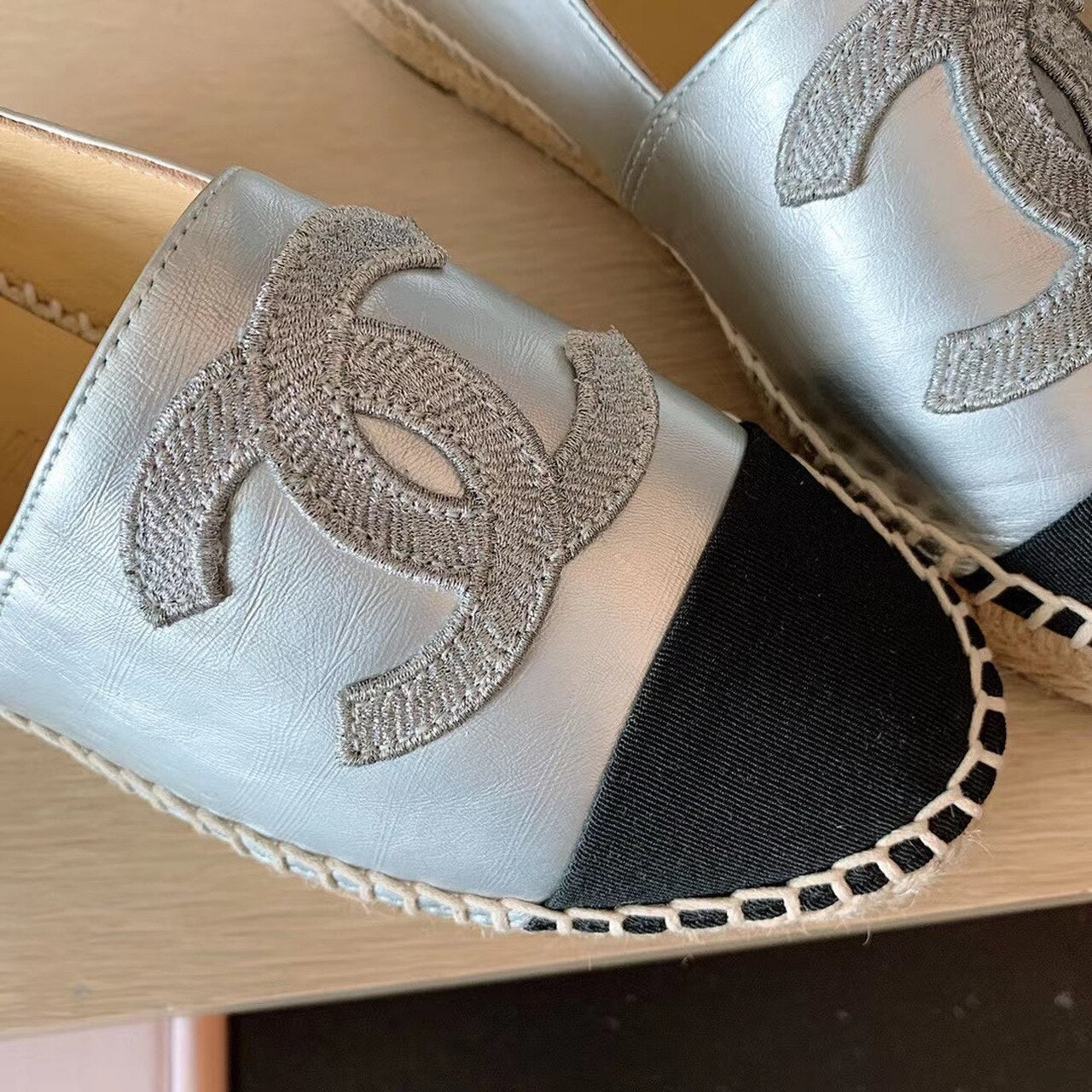 Chanel Espadrilles Shiny Lambskin Leather Spring/Summer Collection Silver/Black