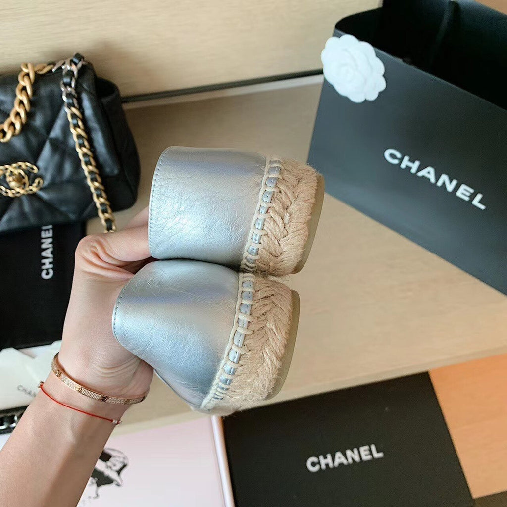 Chanel Espadrilles Shiny Lambskin Leather Spring/Summer Collection Silver/Black