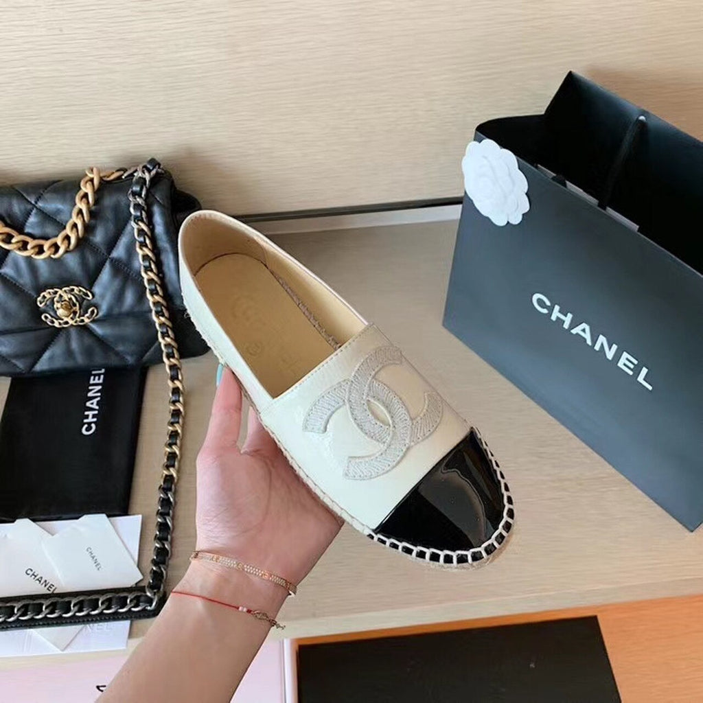 Chanel Espadrilles Shiny Lambskin Leather Spring/Summer Collection Ivory/Black