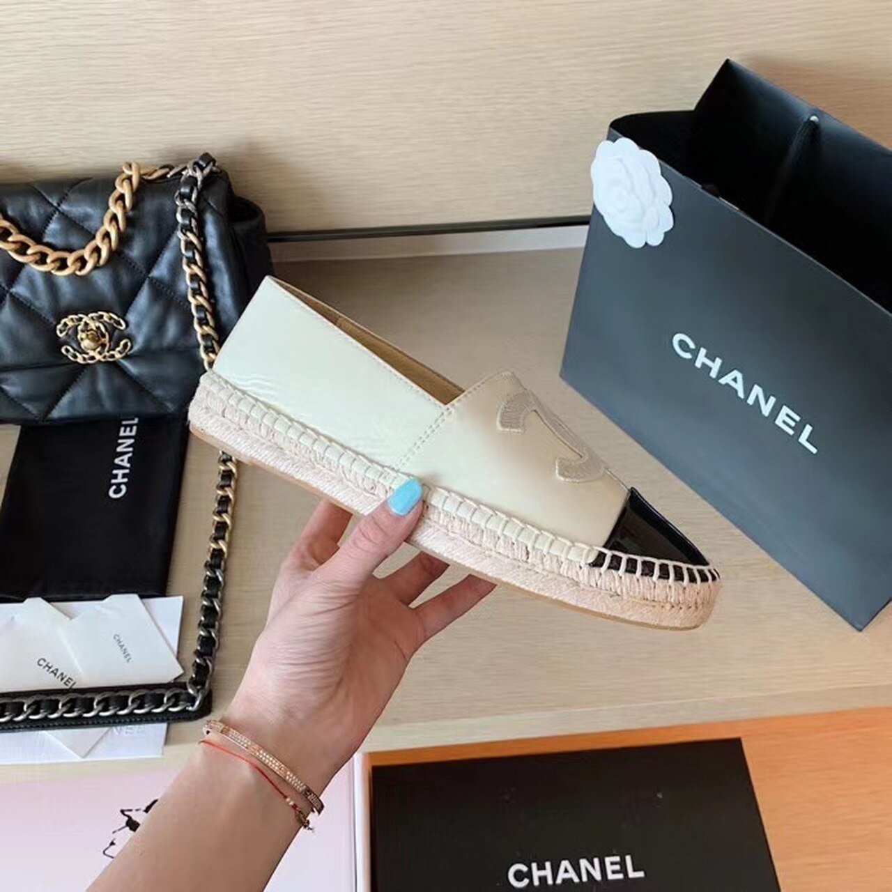 Chanel Espadrilles Shiny Lambskin Leather Spring/Summer Collection Ivory/Black