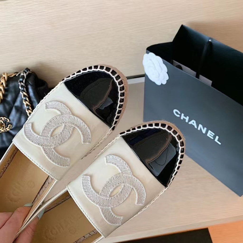 Chanel Espadrilles Shiny Lambskin Leather Spring/Summer Collection Ivory/Black
