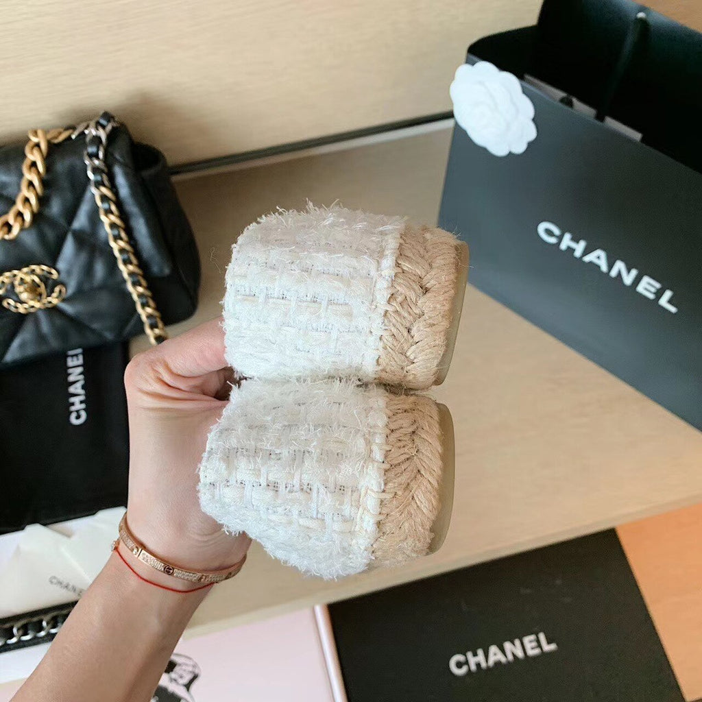 Chanel Tweed Espadrilles Lambskin Leather Spring/Summer Collection White/Beige