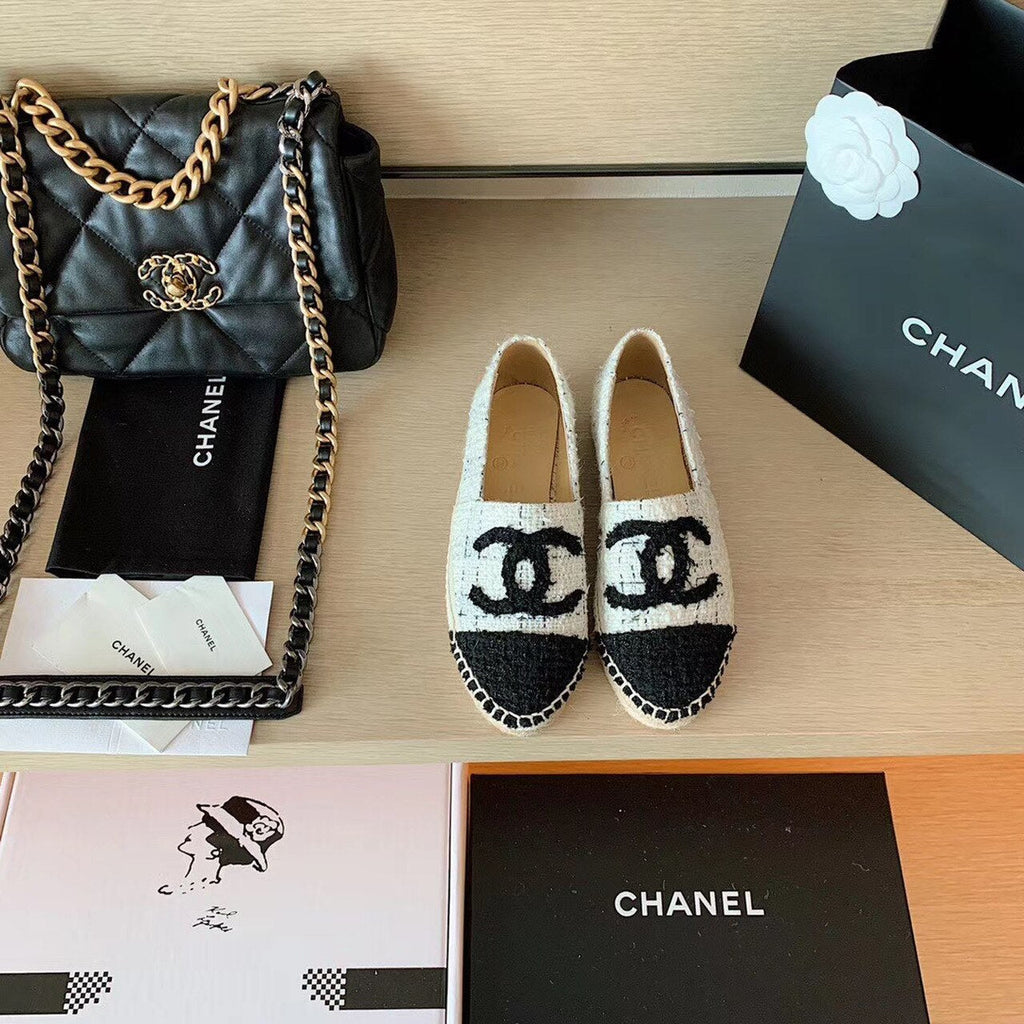 Chanel Tweed Espadrilles Lambskin Leather Spring/Summer Collection White/Black