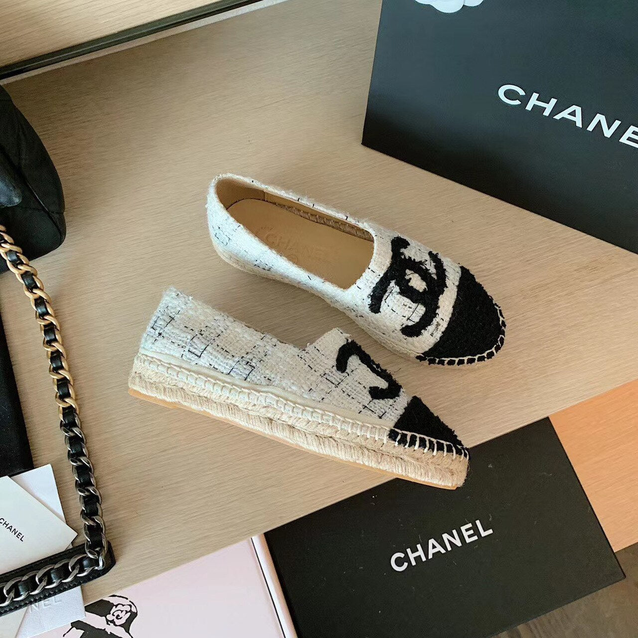 Chanel Tweed Espadrilles Lambskin Leather Spring/Summer Collection White/Black