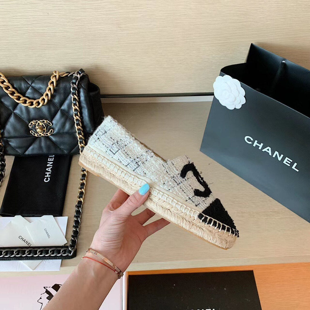 Chanel Tweed Espadrilles Lambskin Leather Spring/Summer Collection White/Black