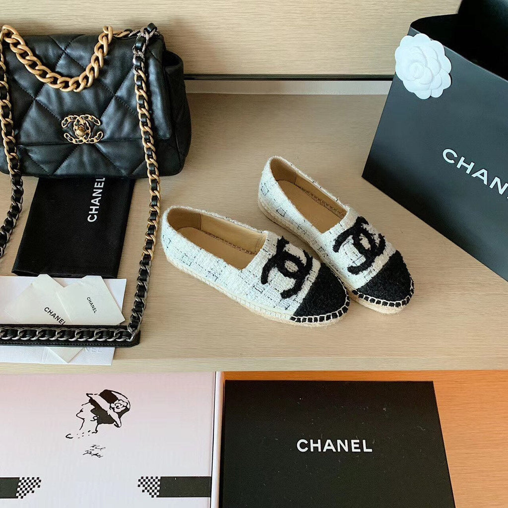 Chanel Tweed Espadrilles Lambskin Leather Spring/Summer Collection White/Black