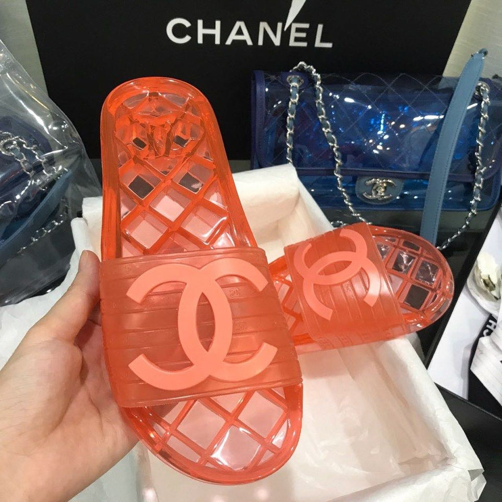 Chanel Glossy Transparent CC Logo PVC Pool Mules/Slides Spring/Summer Collection, Red