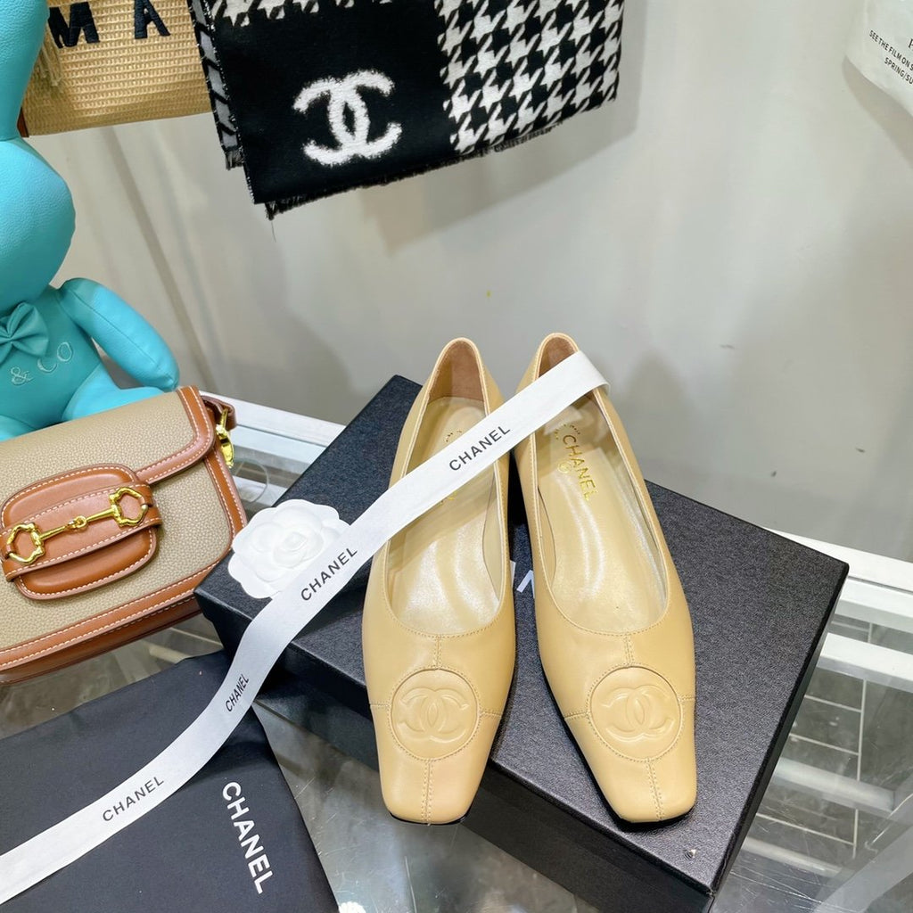 Chanel Flats Beige