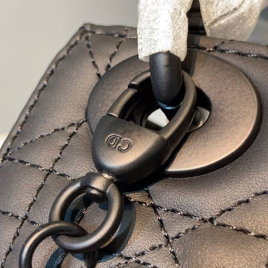 Christian Dior Mini Lady Dior Bag 18cm with Chain Matte Hardware Lambskin Leather Spring/Summer Collection, Black