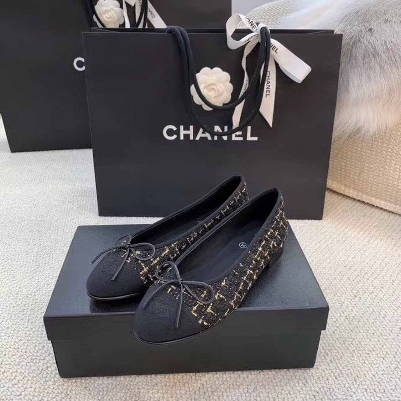 Chanel Ballerina Flats Tweed & Grosgrain Calfskin Leather Spring/Summer Collection Black/Gold