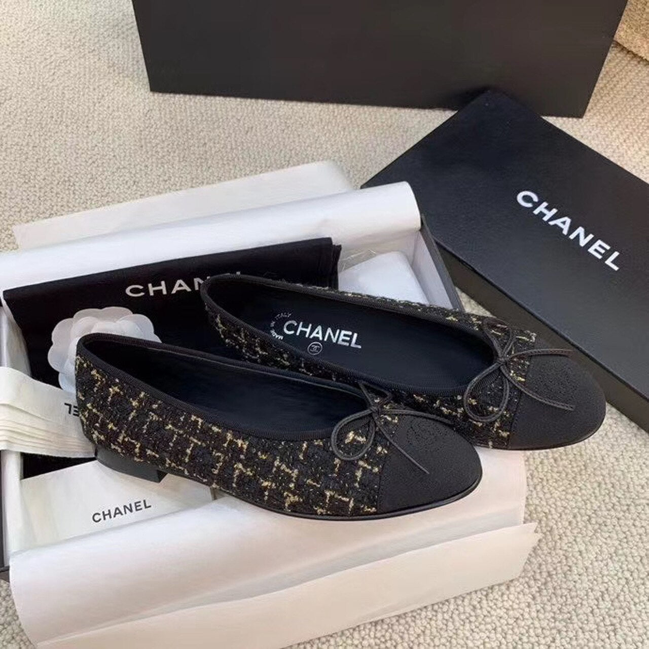 Chanel Ballerina Flats Tweed & Grosgrain Calfskin Leather Spring/Summer Collection Black/Gold