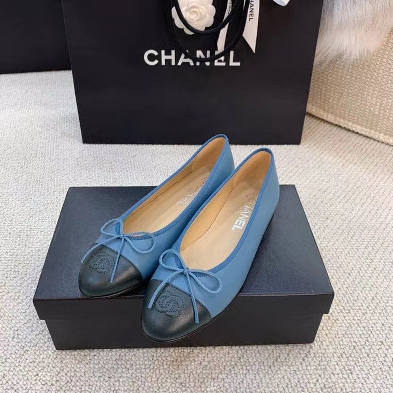 Chanel Ballerina Flats Calfskin Leather Spring/Summer Collection, Blue