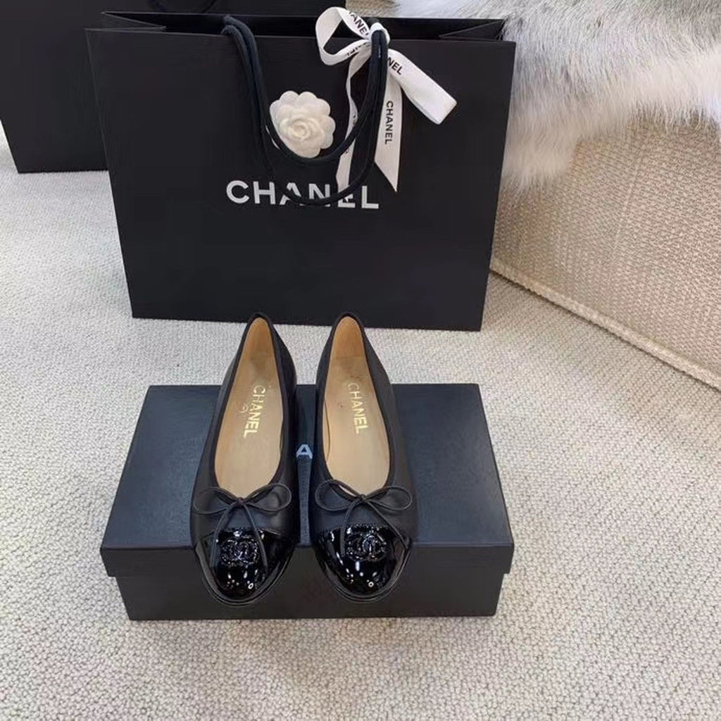 Chanel Ballerina Flats Calfskin Leather Spring/Summer Collection, Black