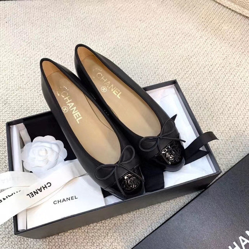 Chanel Ballerina Flats Calfskin Leather Spring/Summer Collection, Black