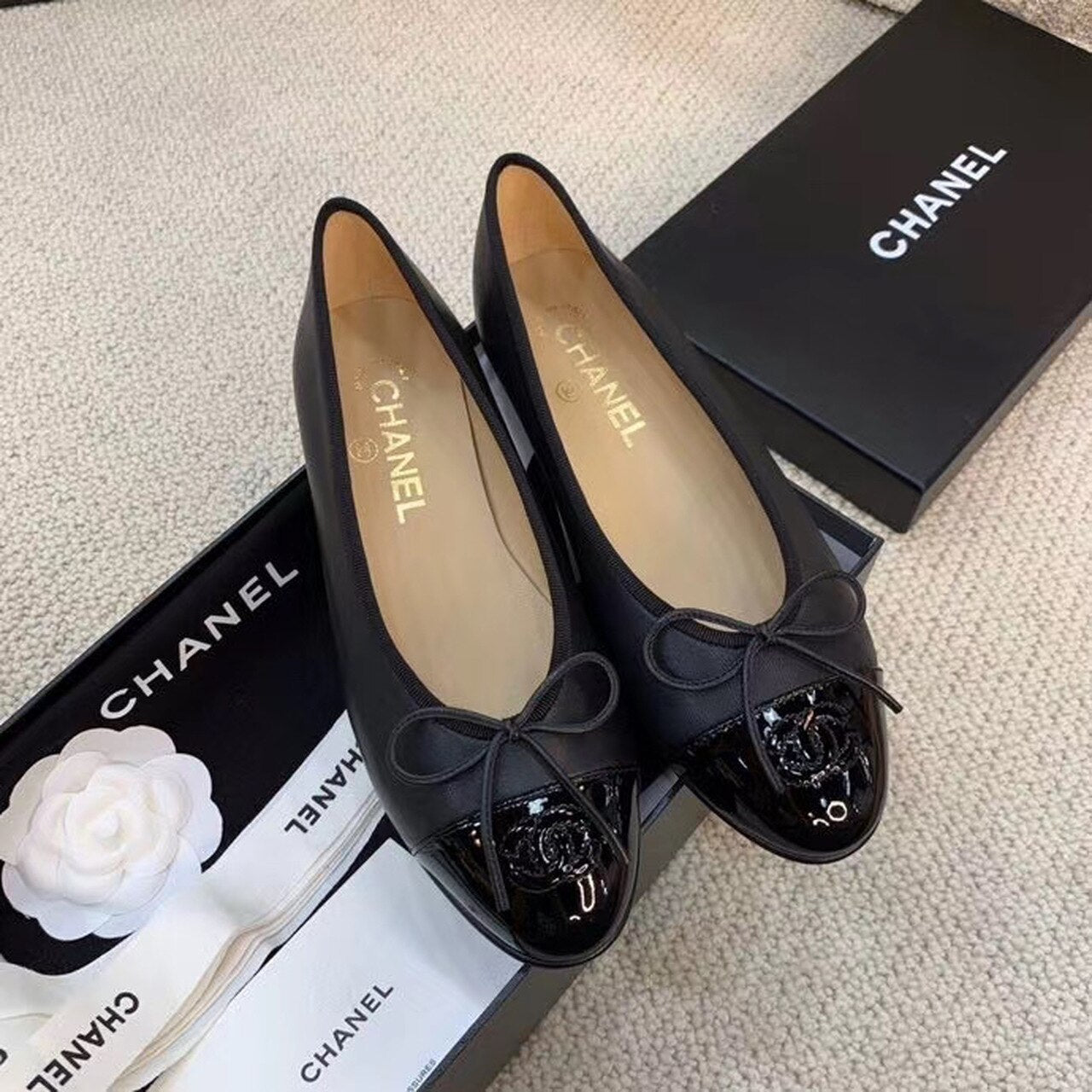 Chanel Ballerina Flats Calfskin Leather Spring/Summer Collection, Black