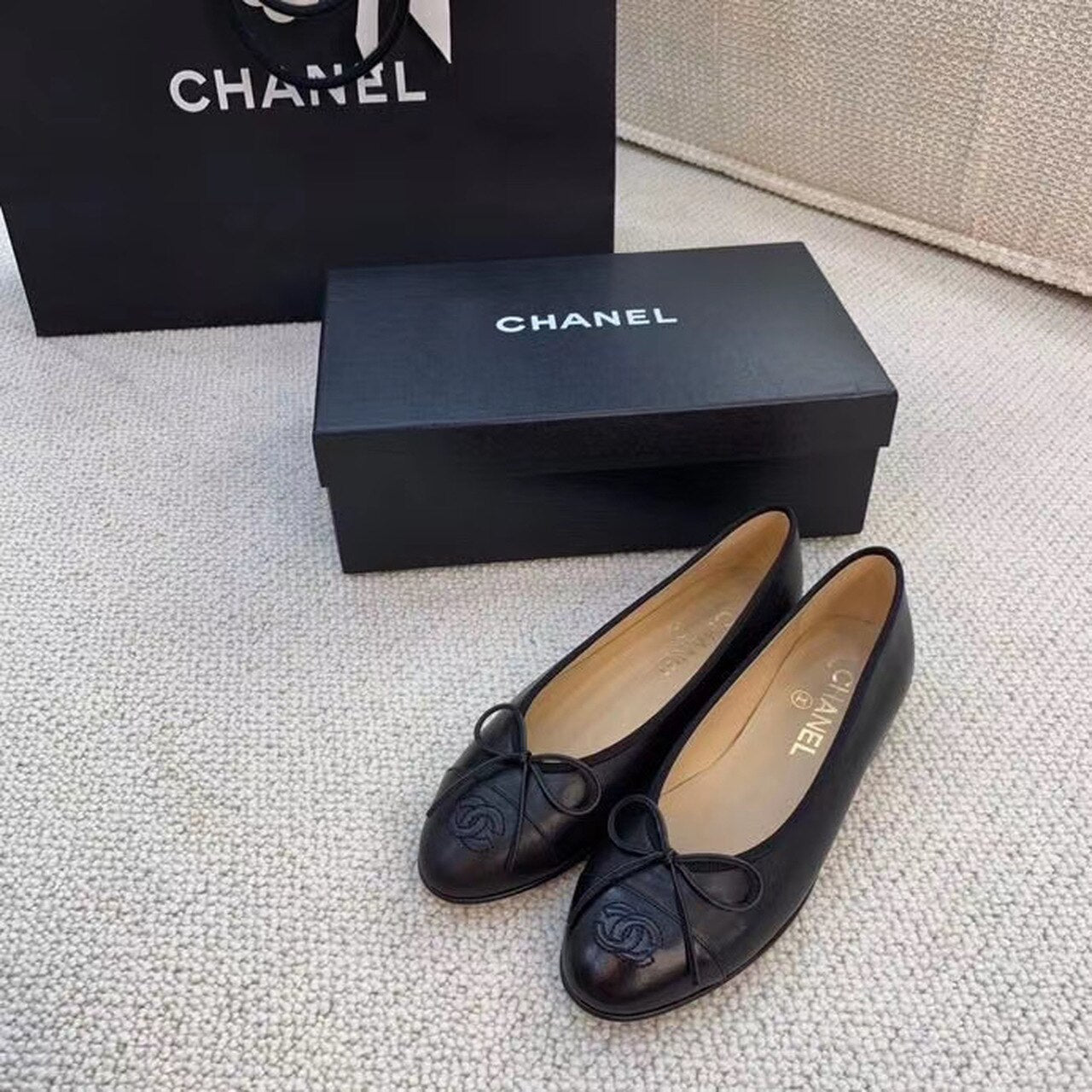Chanel Ballerina Flats Calfskin Leather Spring/Summer Collection Black