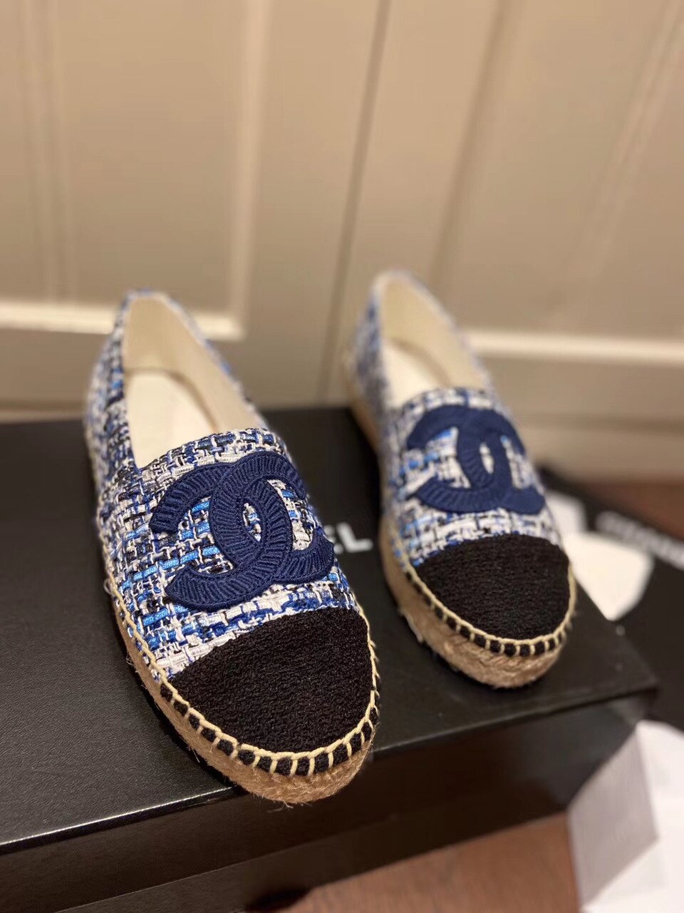 Chanel Tweed/Grosgrain Espadrilles Lambskin Leather Spring/Summer Collection Navy Blue/Black