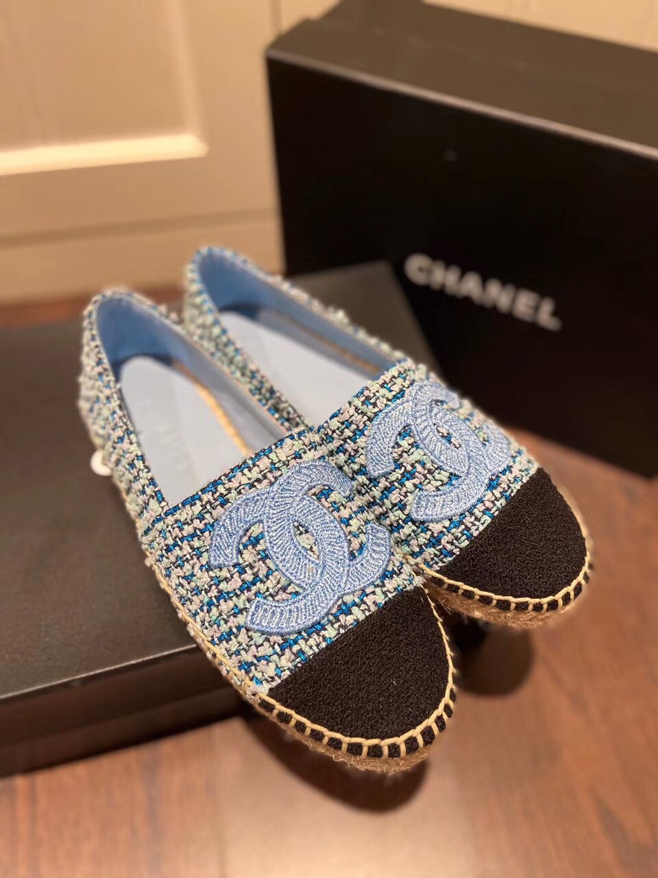 Chanel Tweed/Grosgrain Espadrilles Lambskin Leather Spring/Summer Collection Light Blue/Black