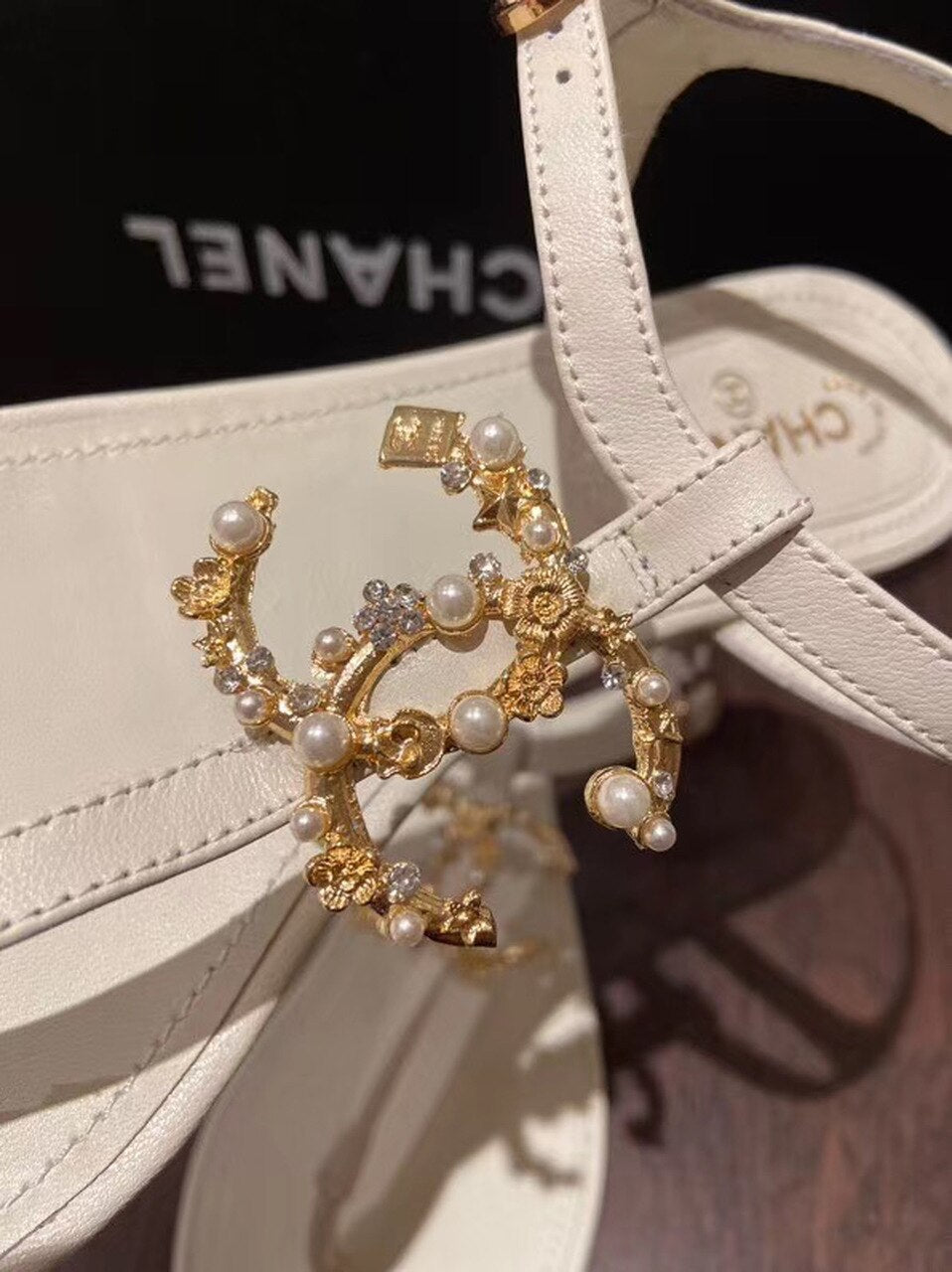 Chanel Pearl CC Logo Thong Sandals Calfskin Leather Spring/Summer Act 2 Collection White
