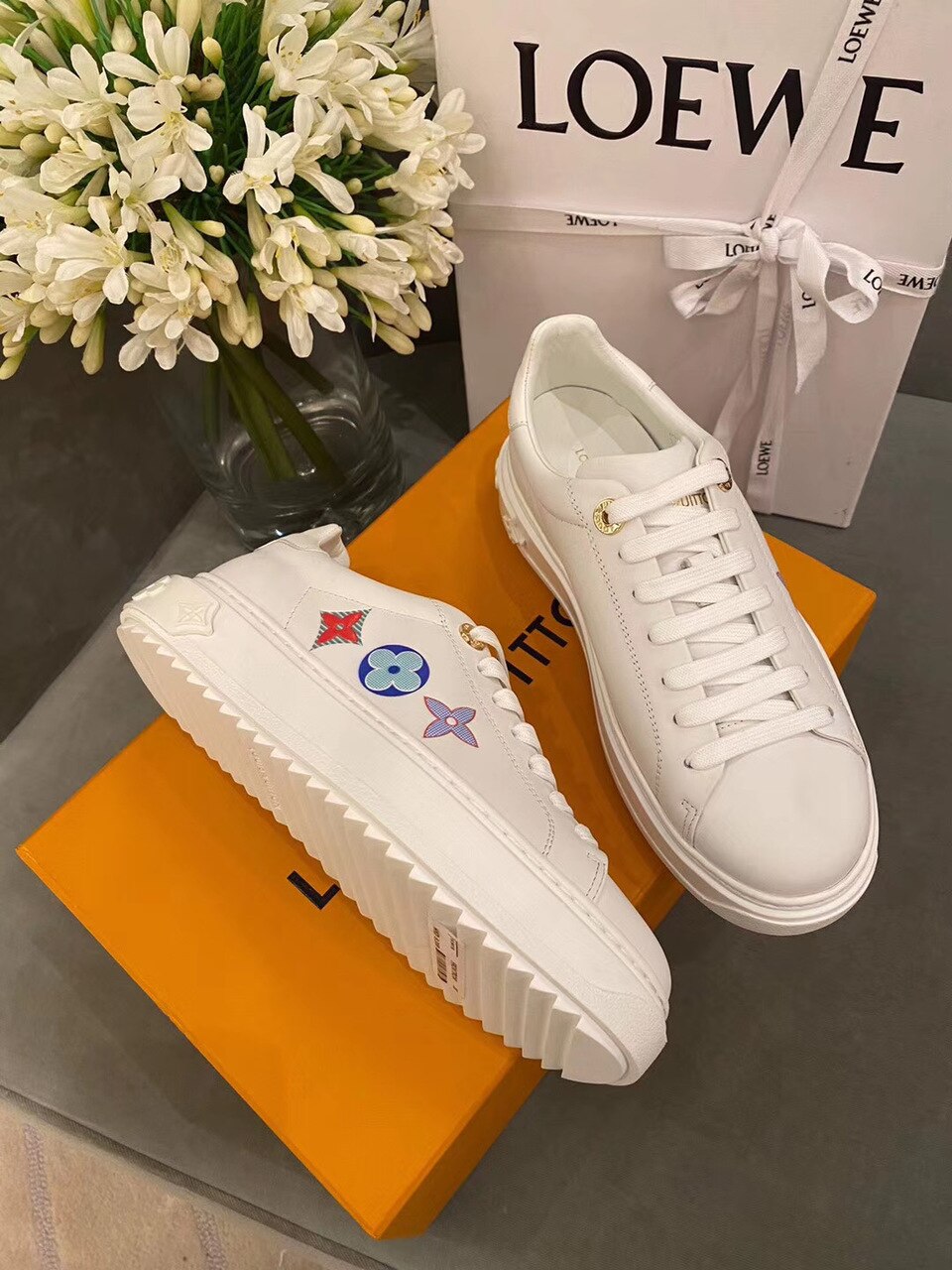 Louis Vuitton Time Out Sneakers Calfskin Leather Spring/Summer Collection White