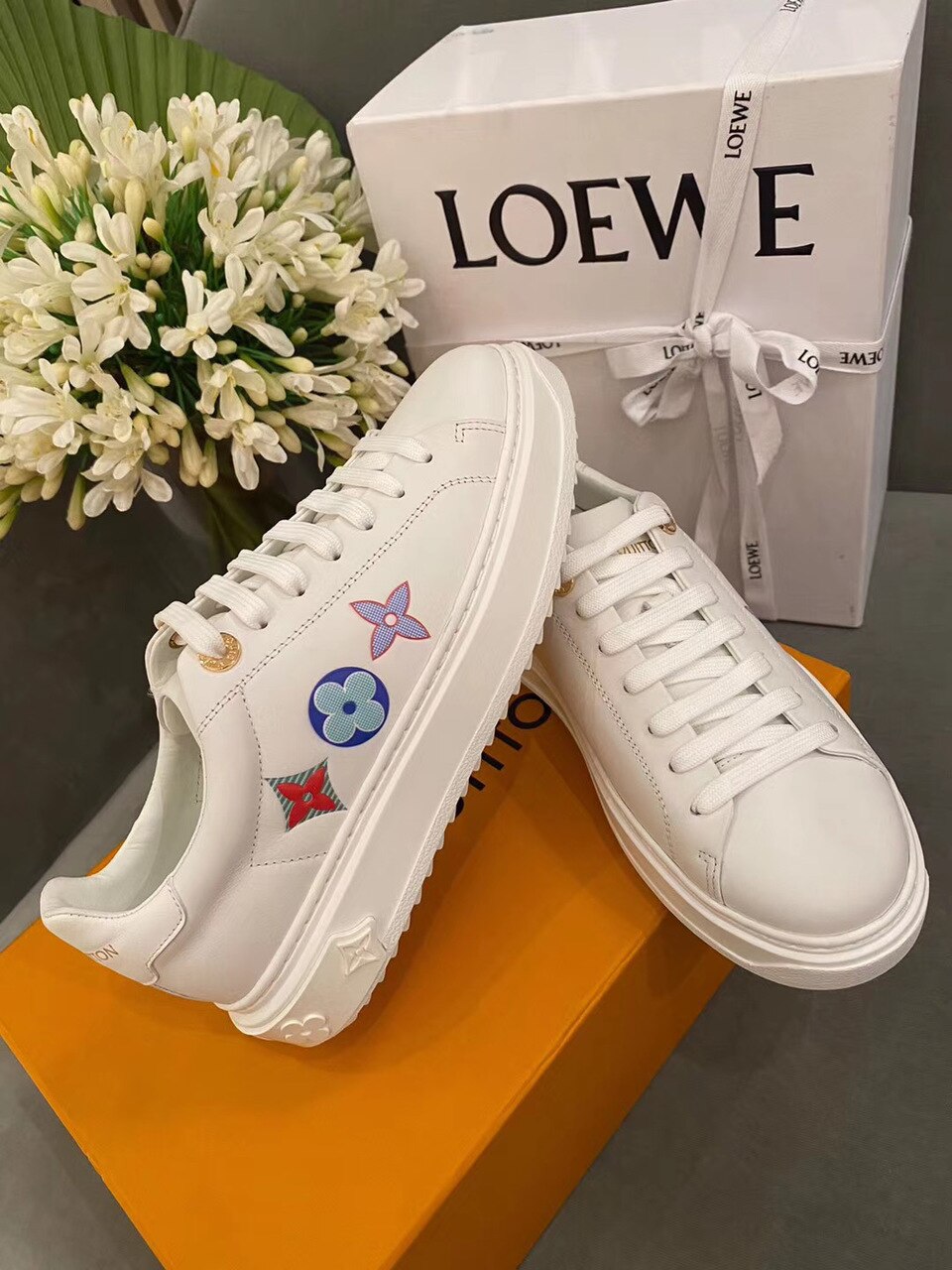 Louis Vuitton Time Out Sneakers Calfskin Leather Spring/Summer Collection White