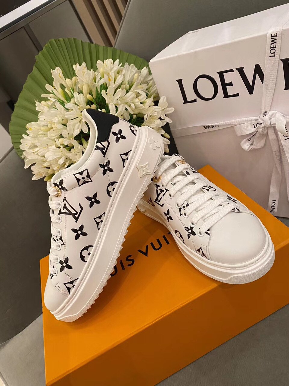Louis Vuitton Time Out Sneakers Calfskin Leather Spring/Summer Collection 1A7UM8 Blue/White