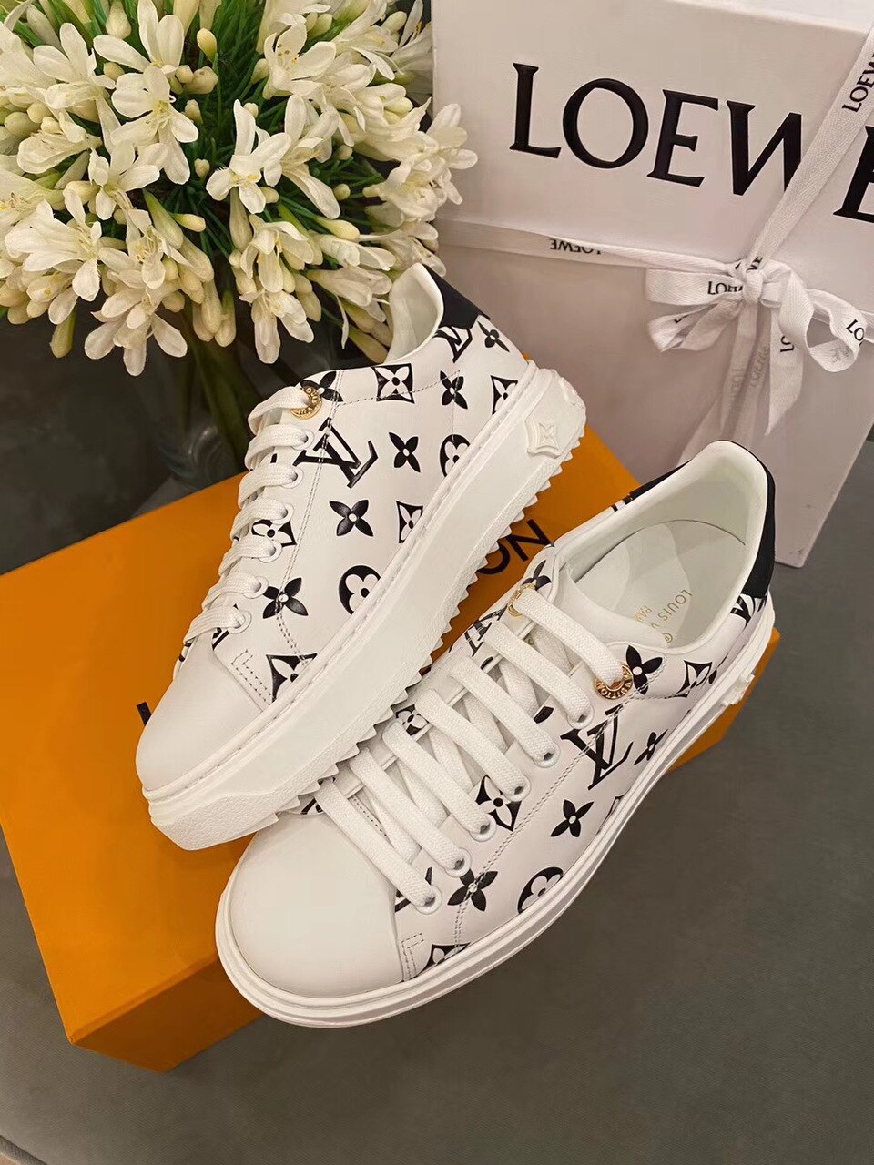 Louis Vuitton Time Out Sneakers Calfskin Leather Spring/Summer Collection 1A7UM8 Blue/White