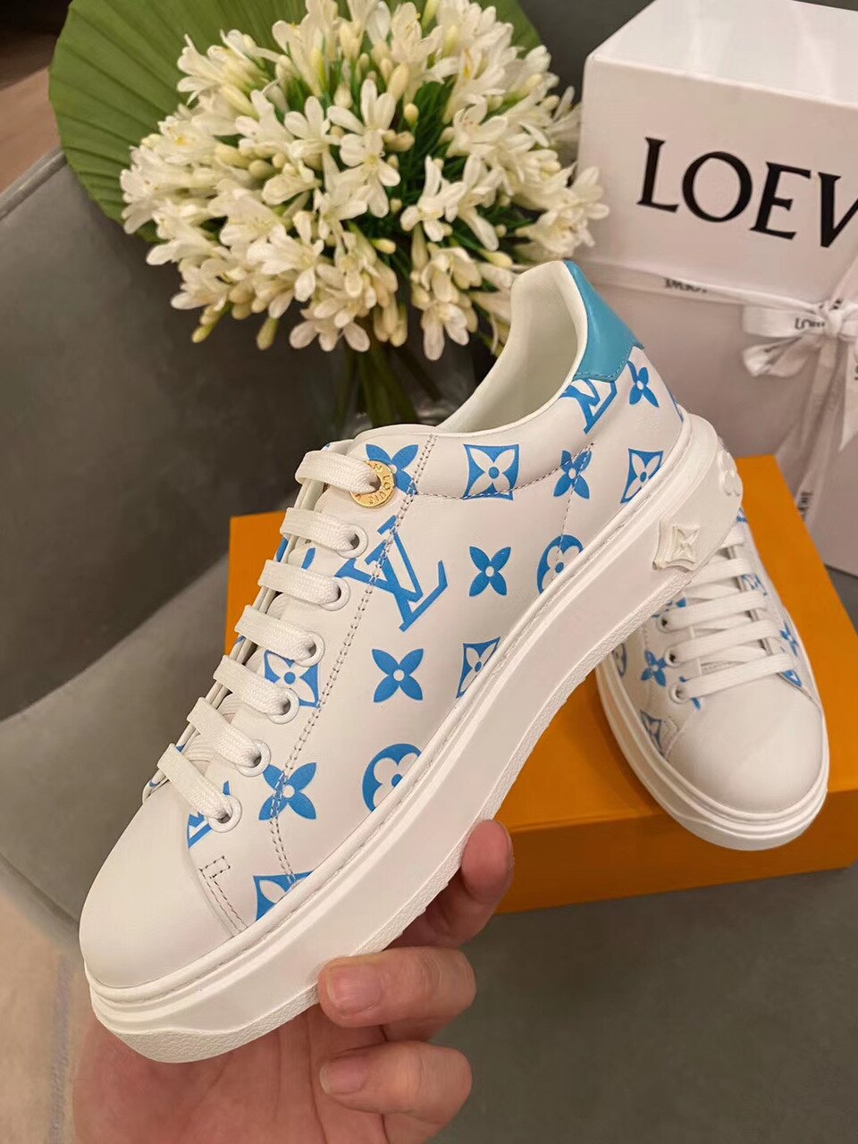 Louis Vuitton Time Out Sneakers Calfskin Leather Spring/Summer Collection Light Blue/White