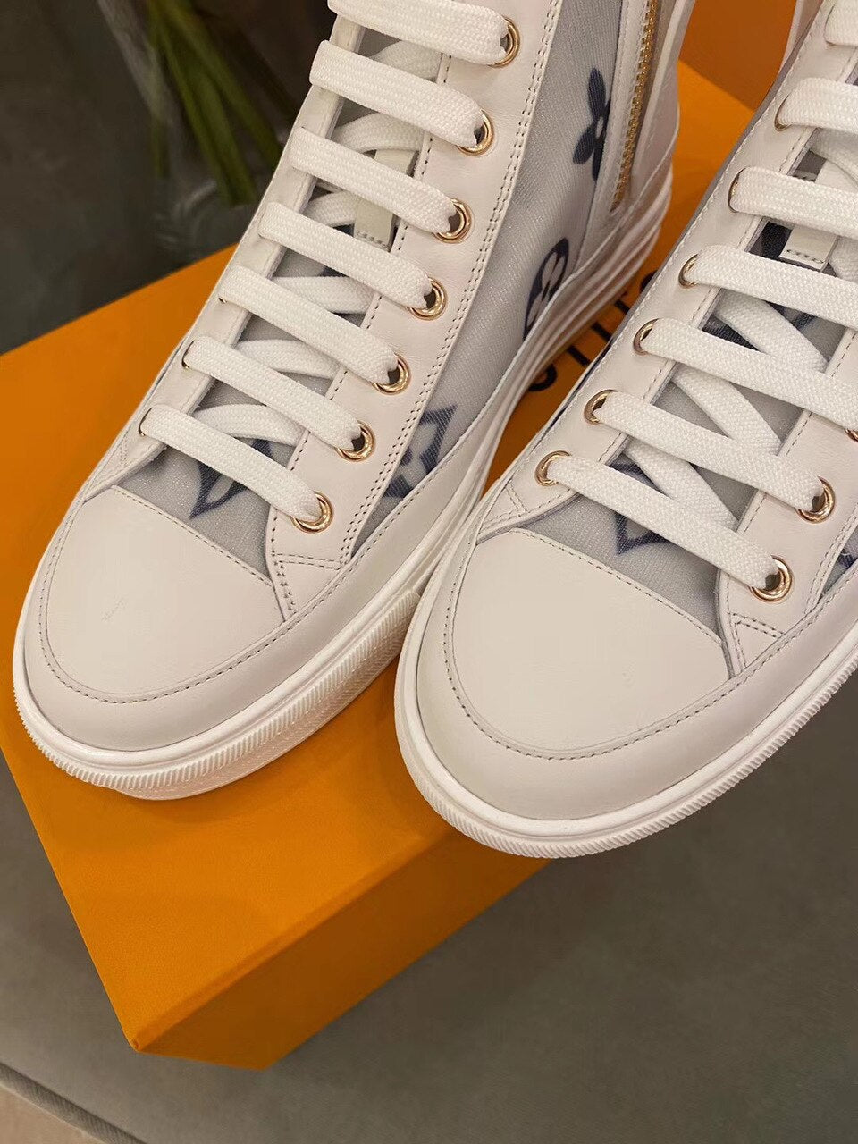 Louis Vuitton Stellar Hi-Top Sneakers Calfskin Leather Spring/Summer Collection 1A87F3 Blue/White