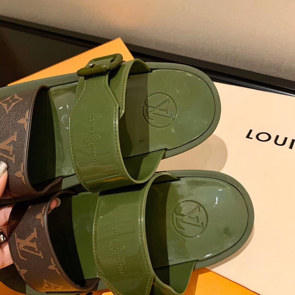 Louis Vuitton Sunbath Flat Mules PVC Spring/Summer Collection 1A66XB, Kaki