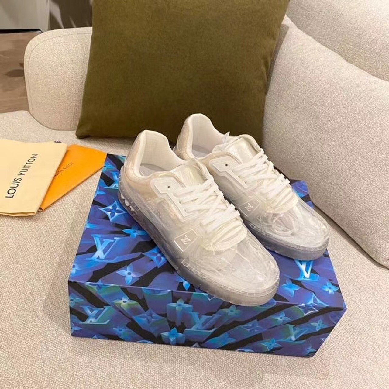 Louis Vuitton Trainer Sneakers Spring/Summer Collection 1A87F3, Transparent
