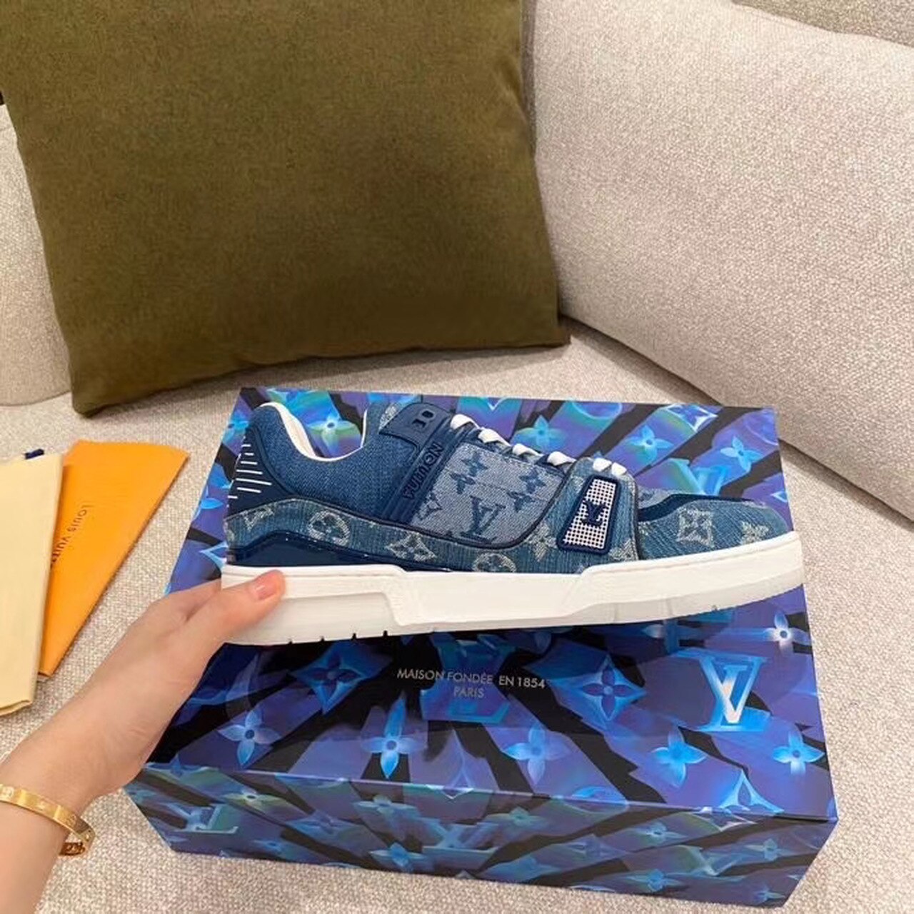 Louis Vuitton Trainer Sneakers Spring/Summer Collection 1A87F3 Denim Blue