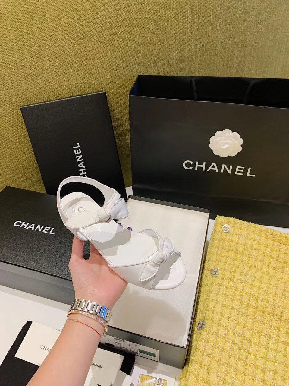 Chanel Knot Sandals Calfskin Leather Spring/Summer Collection, White