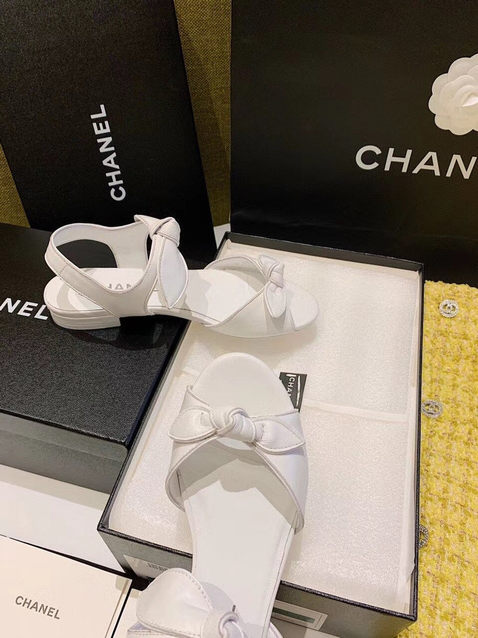 Chanel Knot Sandals Calfskin Leather Spring/Summer Collection, White